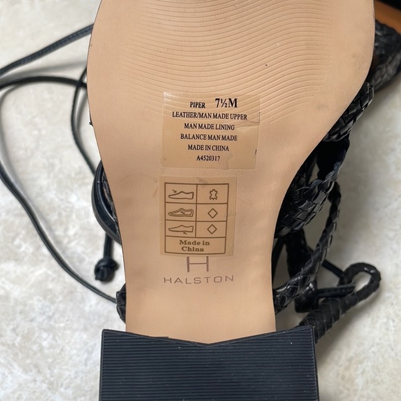 7.5 Halston Piper Strappy Block Chunky Sandal Heels Black Leather Braided - Picture 11 of 12